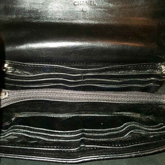 🐠 Chanel Quilted Lambskin (WOC) - Picture 8 of 8